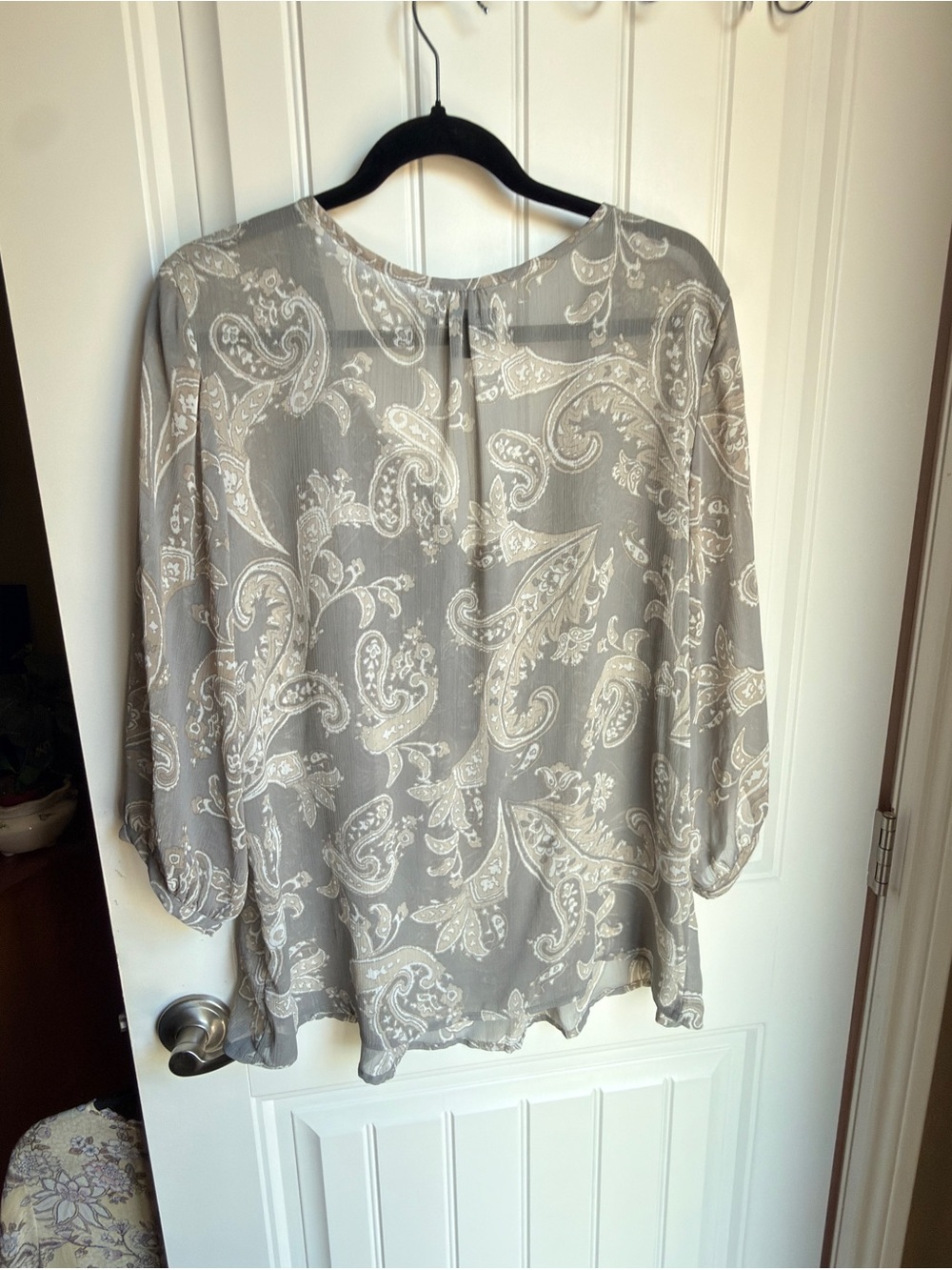 Old Navy Gray Paisley Sheer Blouse